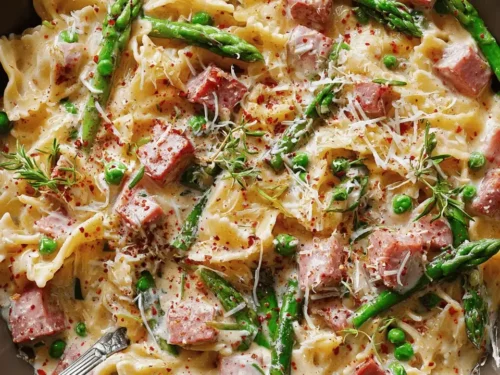 Creamy Ham Pasta with Asparagus (30-Minute Dinner)